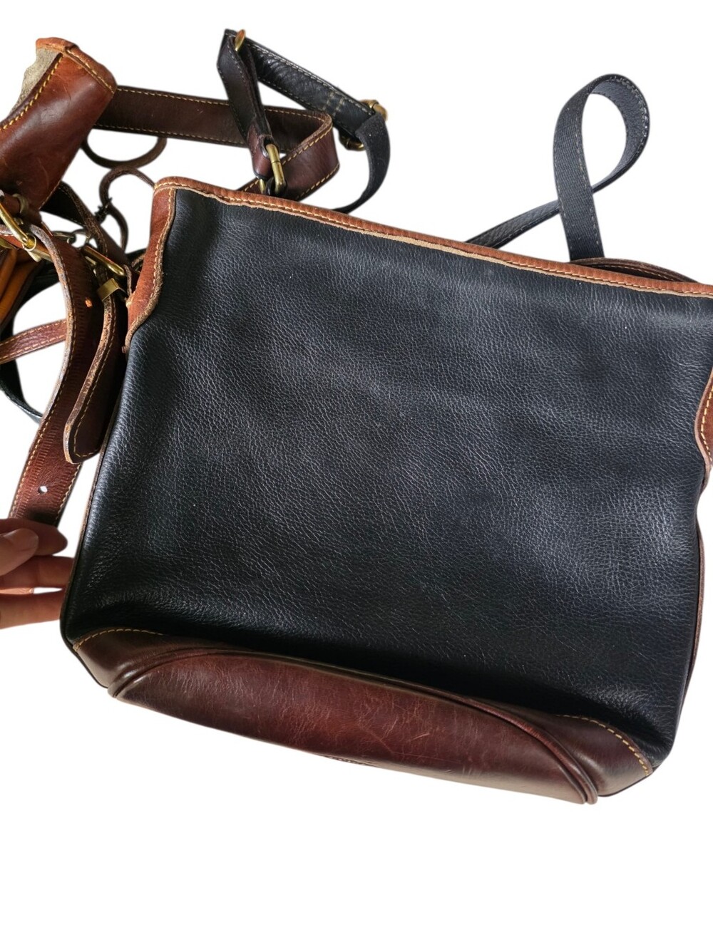 Roots VINTAGE Classic Black and Brown Leather Crossbody Bag - Men's Shoulder Bag